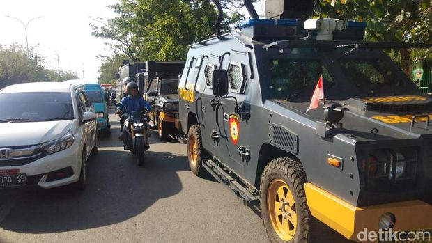 Kampus UMI Makassar dijaga polisi