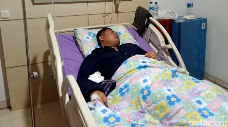 Ketua DPRD Cianjur dan Calon Istrinya Diduga Keracunan Olahan Pisang Ketua DPRD Cianjur dan Calon Istrinya Diduga Keracunan Olahan Pisang