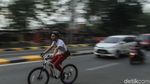 Bandelnya Kebangetan! Pemotor Masih Saja Terobos JLNT Kuningan