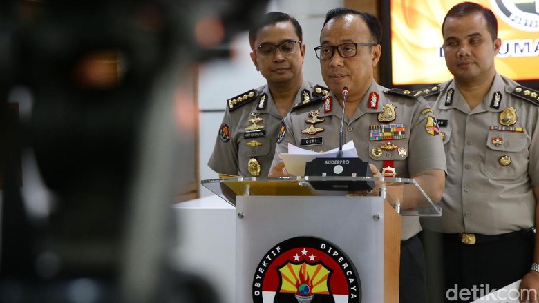 Pelaku Bom Medan Sasar Polisi karena Dendam Pelaku Bom Medan Sasar Polisi karena Dendam