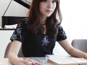 Di Balik Indahnya Batik Obate Ada Tangan Kreatif Gadis Cantik Ini