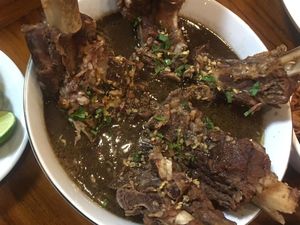 Makan Sore Bareng Ncess Nabati Cicip Asam Iga hingga Nasgor Volcano!