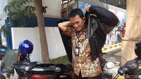 Chandra Hamzah dan Erick Thohir bertemu sekitar 2 jam. Keduanya, membahas mengenai kinerja BUMN hingga penanganan masalah korupsi. Erick ingin tak ada pejabat tersangkut korupsi. 
