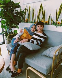 Airina bersama mendiang suaminya, Amirul