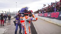 Lorenzo sudah menjalani balapan terakhirnya. Dia mengucap perpisahan untuk para penggemarnya di Sirkuit Ricardo Tormo, Valencia. (Foto: dok.Repsol Honda)