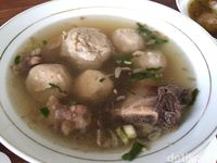 Adu Lezat 3 Bakso Rusuk Populer, Mana yang Juara Enaknya?