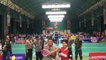 Liliyana Natsir Vs Kapolda Jateng, Siapa yang Menang?