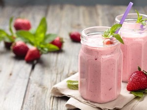 5 Campuran Smoothie Rekomendasi Ahi Gizi yang Bikin Awet Muda