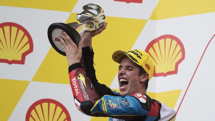 KUALA LUMPUR, MALAYSIA - NOVEMBER 03: Alex Marquez of Spain and EG 0,0 Marc VDS celebrates the second place and the Moto2 2019 Championship on the podium at the end of the Moto2 race during the MotoGP of Malaysia - Race at Sepang Circuit on November 03, 2019 in Kuala Lumpur, Malaysia. (Photo by Mirco Lazzari gp/Getty Images)