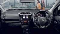 Untuk hiburan, Mitsubishi Mirage juga sudah mendapatkan sistem audio Smartphone Display Audio (SDA) dengan layar tujuh inci. Sistem hiburan itu mendukung Apple CarPlay dan Android Auto. Istimewa/Mitsubishi.