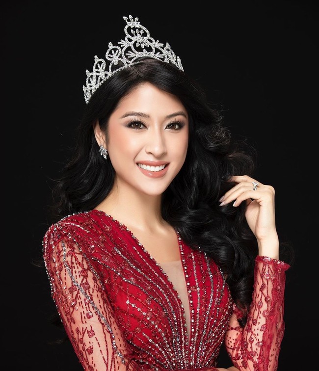 Perjalanan saya sejauh ini bermanfaat dalam banyak hal. Menjadi wanita Vietnam pertama yang sebagai Mrs World adalah suatu kehormatan dan sesuatu yang masih tidak nyata bagi saya, kata Le kepada Nextshark Foto: Instagram