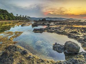 Pantai Sawarna, Keindahan Ujung Banten