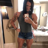 Kini aku suka dengan penampilan dan diriku. Aku sangat percaya diri dan menikmati hidup dan suka tertawa, ucap Robin, seperti dikutip The Sun.  Foto: dok. Instagram