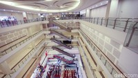 Berada di kawasan strategis mal ini justru tak mampu meraup pengunjung dengan jumlah yang banyak.