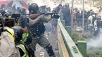 Saat Ratusan Demonstran Hong Kong Dikepung Polisi di Kampus