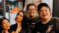Sehari sebelum meninggal, Cecep Bombom Reza baru saja memotret Vanessa Angel. Foto: Instagram
