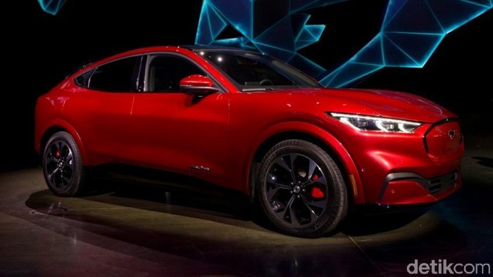 SUV Listrik Ford Mustang Mach E