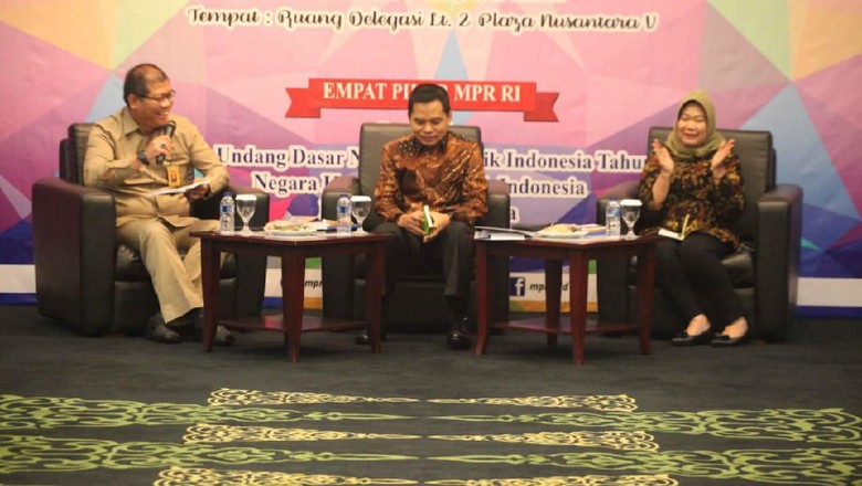 Sinergi Sosialisasi Empat Pilar Sasar Milenial Sinergi Sosialisasi Empat Pilar Sasar Milenial