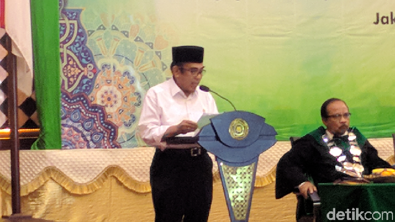 3 Profesor Baru Kemenag Dikukuhkan, Menag: Lanjutkan Moderasi Beragama 3 Profesor Baru Kemenag Dikukuhkan, Menag: Lanjutkan Moderasi Beragama