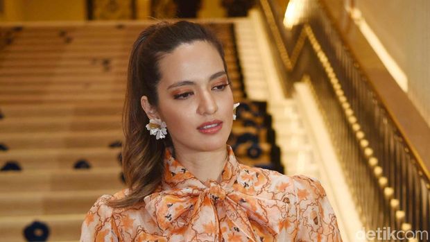 10 Artis Wanita Paling Hot 2019