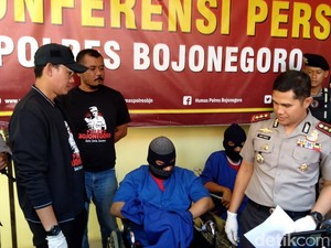 Polisi Bojonegoro Tangkap Dua Maling Uang Nasabah Rp 175 Juta