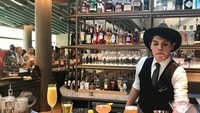 Tak hanya bisa menikmati kopi, Anda juga bisa menikmati segelas koktail segar serta beragam minuman beralkohol lainnya.Foto: Istimewa