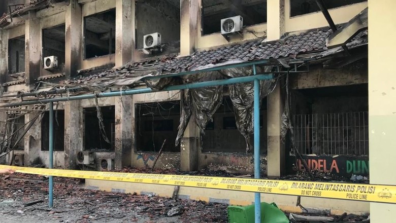 Api yang Muncul Lagi di SMK 6 Yadika Bekasi Berasal dari Tumpukan Buku Api yang Muncul Lagi di SMK 6 Yadika Bekasi Berasal dari Tumpukan Buku