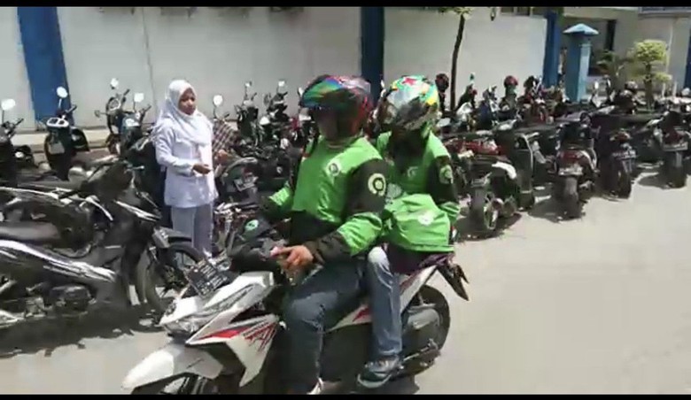 Nekat Bawa Lari Jenazah Bayi, Rombongan Ojol Minta Maaf ke RS Nekat Bawa Lari Jenazah Bayi, Rombongan Ojol Minta Maaf ke RS