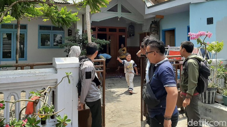 Berniat Lempar Petasan ke Rumah Mantan Istri, Justru Meledak di Tangan Sendiri Berniat Lempar Petasan ke Rumah Mantan Istri, Justru Meledak di Tangan Sendiri