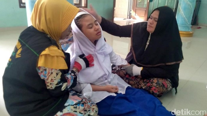 Ilustrasi penanganan ruqyah. (Foto: Enggran Eko Budianto) Ilustrasi penanganan ruqyah. (Foto: Enggran Eko Budianto)