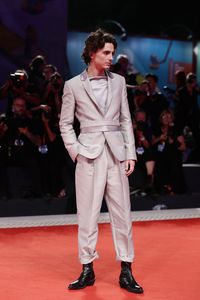 Aktor Timothee Chalamet Jadi Pria Paling Berpengaruh di Dunia Fashion