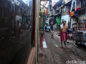 Sri Mulyani Dorong Pemda Update Data Keluarga Miskin saat Pandemi