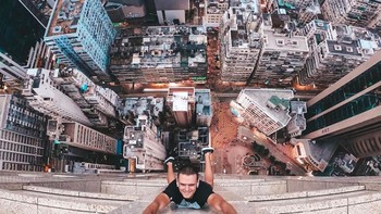 “Saya tidak suka berbicara dengan orang asing, cukup mereka melihat foto dan video saya. Selain memanjat, saya hobi shooting video dan membaca,” katanya dalam sebuah wawancara. Foto: Instagram