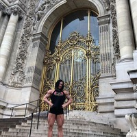 Meski tubuhnya tidak seperti wanita pada umumnya, namun Robin mengaku justru jauh lebih percaya diri.  Foto: dok. Instagram