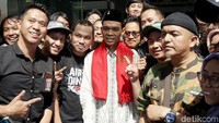 Ia berpesan siapapun nanti pimpinannya harus bisa menjalankan sesuai amanah agar bisa tercipta kedamaian.