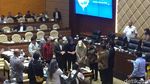 Rapat Ibu Kota Baru Diselingi Tiup Lilin HUT Istri Kepala Bappenas