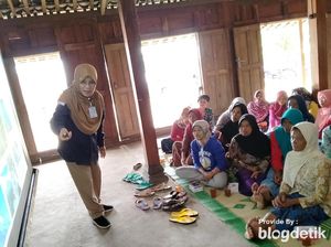 Waspada! Ada 3 Juta Meter Kubik Material di Puncak Merapi