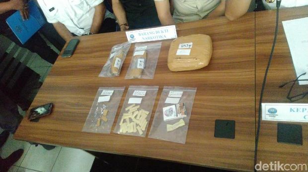 BNN Tangkap Ibu Rumah Tangga Bandar Narkoba di Priangan Timur