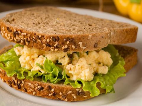 resep sandwich salad telur