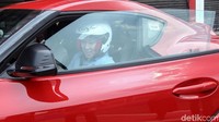 Marcus Gideon pun ikut menggeber Toyota Supra di Sentul, Jawa Barat. Foto: Rifkianto Nugroho