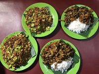 Makan Sore Bareng Jagoan Makan, Cicip Seafood, Nasgor Stres, dan Sop Kambing