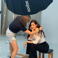 Selain wajah cantik, penampilan Kim Sarang juga ditunjang dengan tubuh tinggi dan proposional. Tak heran jika ia sering didaulat sebagai model. Foto: Instagram @sarangkim.love