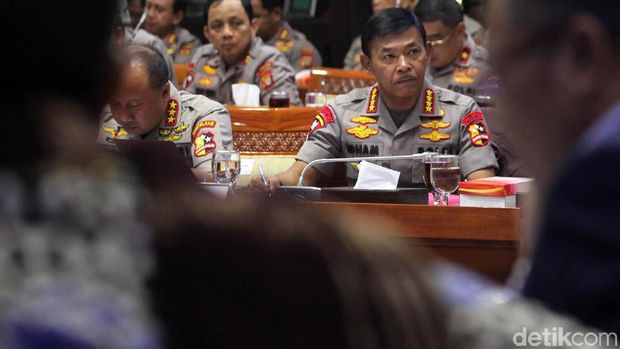 Rapat Perdana Kapolri Jenderal Idham Azis Bersama Komisi III DPR / 
