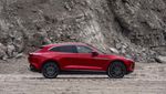 SUV Perdana Aston Martin