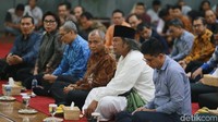 Kedatangan Gus Muwafiq untuk memberi tausiyah di depan pimpinan dan pegawai KPK.