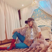 Video yang telah dilihat 827 ribu lebih itu pun dibanjiri komentar netizen. Pemilik akun Instagram @darlingsara_ ini dikritik dan menyebutnya tak menyukai pria miskin. Foto: Instagram