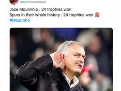 Mourinho Latih Tottenham Hebohkan Internet