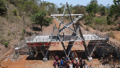 Potret Bukit Bintang di Perbatasan Brebes-Kuningan