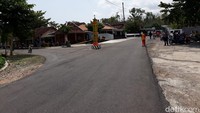 Kapolres Gunungkidul AKBP Agus Setiawan membenarkan adanya penggerebekan oleh Densus 88 di Dusun Ngunut Tengah. Kendati demikian, ia tidak tahu pasti apa yang dilakukan Densus di lokasi tersebut.