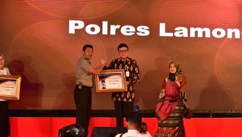 Polres Lamongan Dapat Nilai Bagus Soal Pelayanan Publik Polres Lamongan Dapat Nilai Bagus Soal Pelayanan Publik